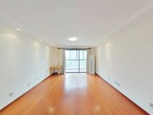 万科假日风景,U5三房,房东诚意出售,目前已空关,我有密码。