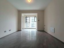 次新房 南北通透 集中供暖 有电梯 刚需小三居 精装好房