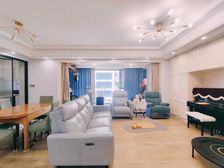 绿岛新区 俊豪城西区四房129.8万