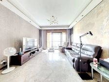 华府天地18年次新小区,中间位置,一梯一户,中高区,飞机户型