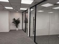 徐家汇地铁口,建汇大厦独立空调60平至1000平,行业不限