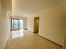 南村万博地铁口(海印星玥)全新精装修三房南向望花园 带车位