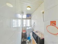 小区闹中取静全明户型,交通便利,配套成熟健身楼层