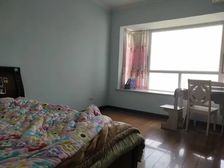 渝中一号桥南向四居 俊秀150平满二精装