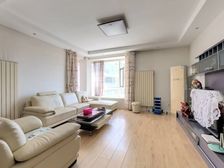 响水湾山庄 3室2厅 143.88平