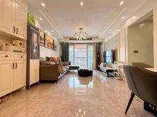 保利香槟花园A区 精装三房 123万 保持9层新