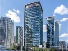 东大桥万通中心 雷格斯灵活办公空间 水电网家具全包 价格可面