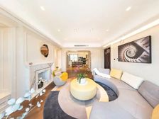 五百个豪装 全进口家私全送 带私家电梯 套内实用面积400平