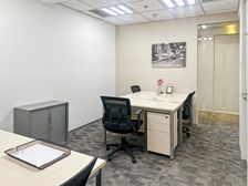 投资大厦CBD甲写 地铁口 雷格斯直租 水电网家具全包