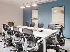 HQ秀英 绿地新海岸 4人间水电网物业一价全包 品牌家具