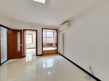 怡海花园恒泰园 南北通透两居 客厅主卧朝南 有阳台 天坛地铁