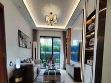 智联汽车小镇 送车位物业 南北对流 精装修现楼 广大附 急售