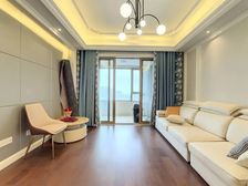 翰宫二期高层3房诚售 楼层好,位置佳,边户能看到湖景