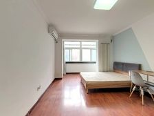 地铁 电报局街 南北通透3室 78.8平 2层 无遮挡 明卫