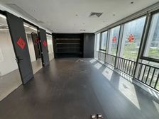 番禺时代E-PAPK 地铁100米 精装修 8个房间 送阳台