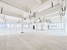 麓湖(独栋园林)丨赠顶楼露台阳台层高4.5M丨24H空调