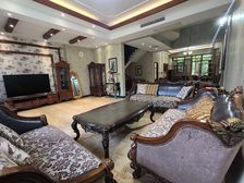 中海尚湖世家 有挑空的急售 低价 好房 诚意出售