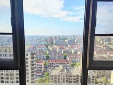 丝庐花语 便宜的,格局好.购物和交通都非常方便