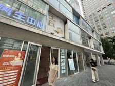 临主街!国贸繁华地段 餐饮优选 物业直租 大电量 川湘菜