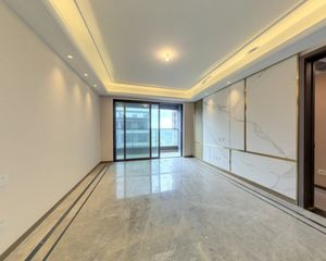 中粮观澜祥云3室2厅南