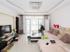 千汇苑 飞机户型 大三房 中间楼层 带储藏室 诚售 看房方便