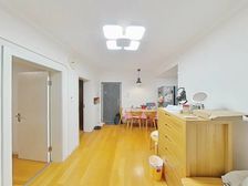 12号线金京路正地铁口,华高二村,婚房装修双南两居室