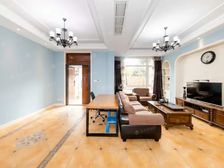 新出联排边套,地上三层地下一层带入室双车库,附赠C型花园99