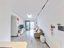 朝南临海大三房,精装修,拎包入住!