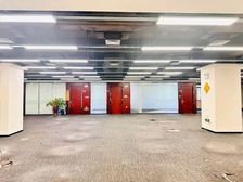 珠江大厦 户型方正 使用率80% 租金60元 免租半年