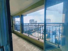 谈价就卖!龙湖天璞126平三室两卫!电梯19楼精装修!