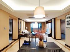 江北区 寰宇天下天擎 三房 335万