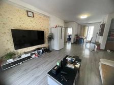 南汇四中!大三室2厅2卫,电梯高层,南北双阳台,房东急的不行