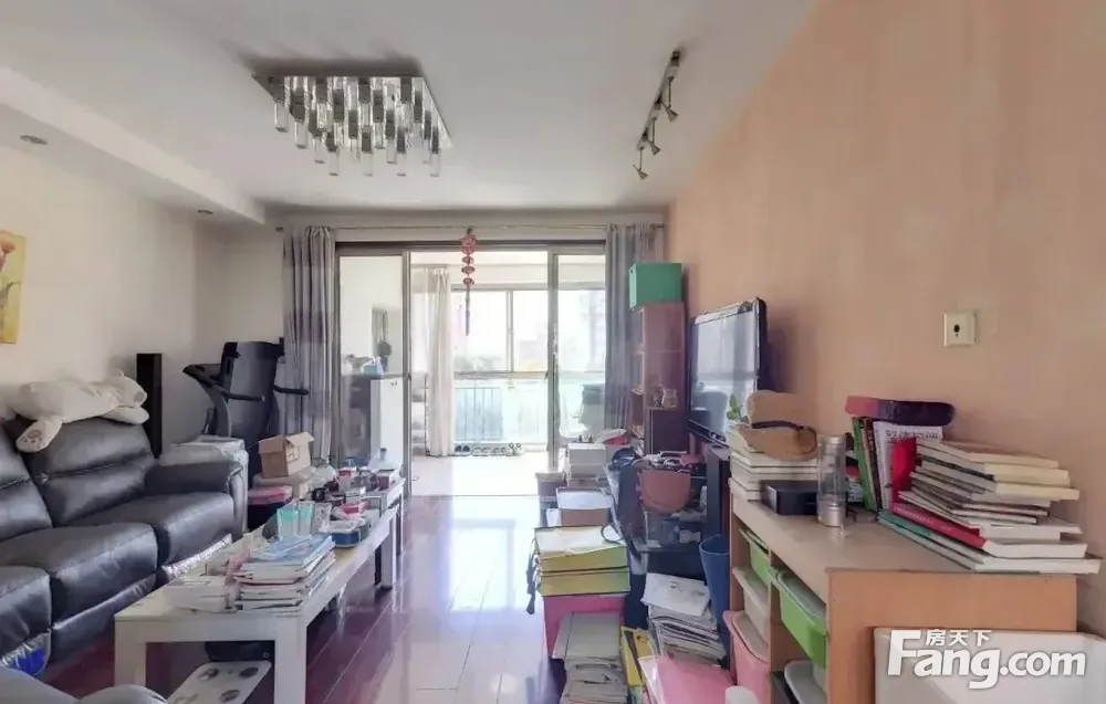 精耕！中鼎豪园8年，买房找我不迷路，精装大四房，诚意出售！