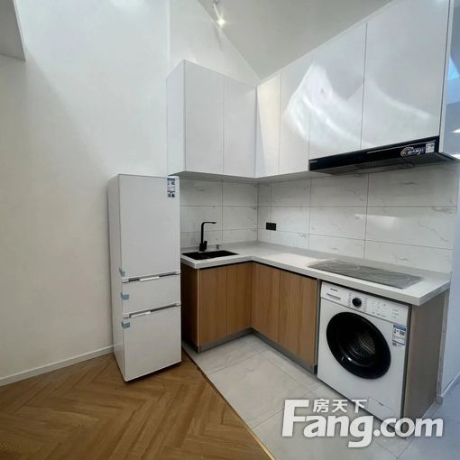  �����ҵ���Э����ͬ 1��1��1�� 50ƽ 8000Ԫ/�� 