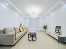 四月天小区 全新装修 多层二楼 南北通透 有钥匙随时看 收藏