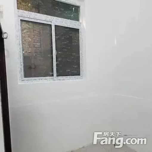  ǰ�Ŵ�դ��10��ƽ��һ��1500Ժ/�½��찲�������� 