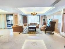 买房只收0.5%,2个阳台,户型方正,拎包入住,安静