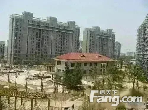 小区相关图
