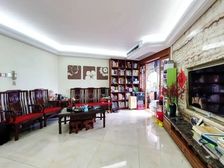 新式装修!拎包入住,东南高楼层,三房