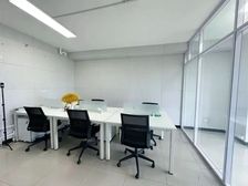 望京50平米月租5000元 带工位出租 24空调 近地铁