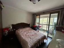 小区中心位置,罕见户型,南北双阳台,业主置换诚售,看房随时!