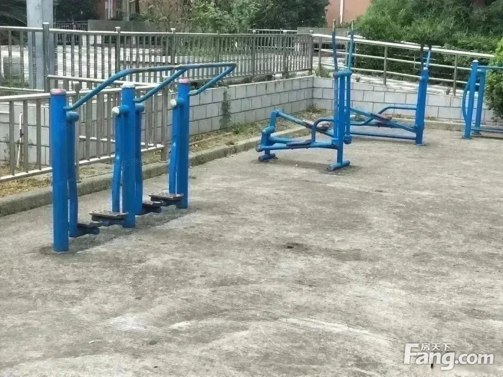 小区相关图