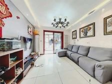 天业盛世花城精装修,可拎包入住,楼层好采光好