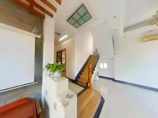 三正半山豪苑(别墅) 出行方便 正规商品房 商业配套齐全