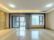 买房只收0.5%嘉誉湾 4室2厅 193.01平