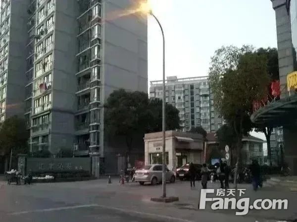 小区相关图