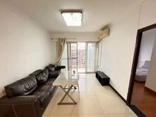 L时代玫瑰园 送车位 急售 包税费 南向 中层 价格可谈