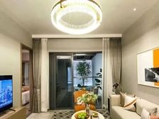 腾飞园中新里 何棠下地铁口现楼精装三房 包接送看房 带车位