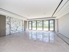 一江风华豪装六恒科技 洋房大平层 一楼带院子和挑高地下室