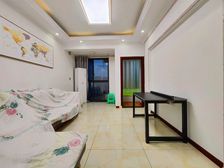 实物比图片更好看 无滤镜无美颜 业主要求必看此房 轻轨房